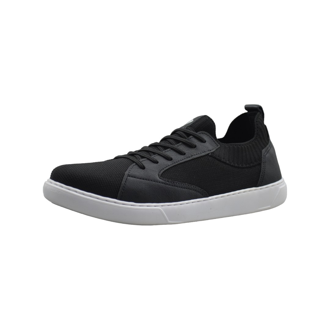 Articulo 1643<br>ZAPATILLA URBANA – VANNER – 39/45 <br>Color 001 NEGRO <br> <span class='titulo_secundario' style='background-color:white;color:black;margin-top:7px; margin-bottom:0px;font-size:20px;'>Precio del Par</span>