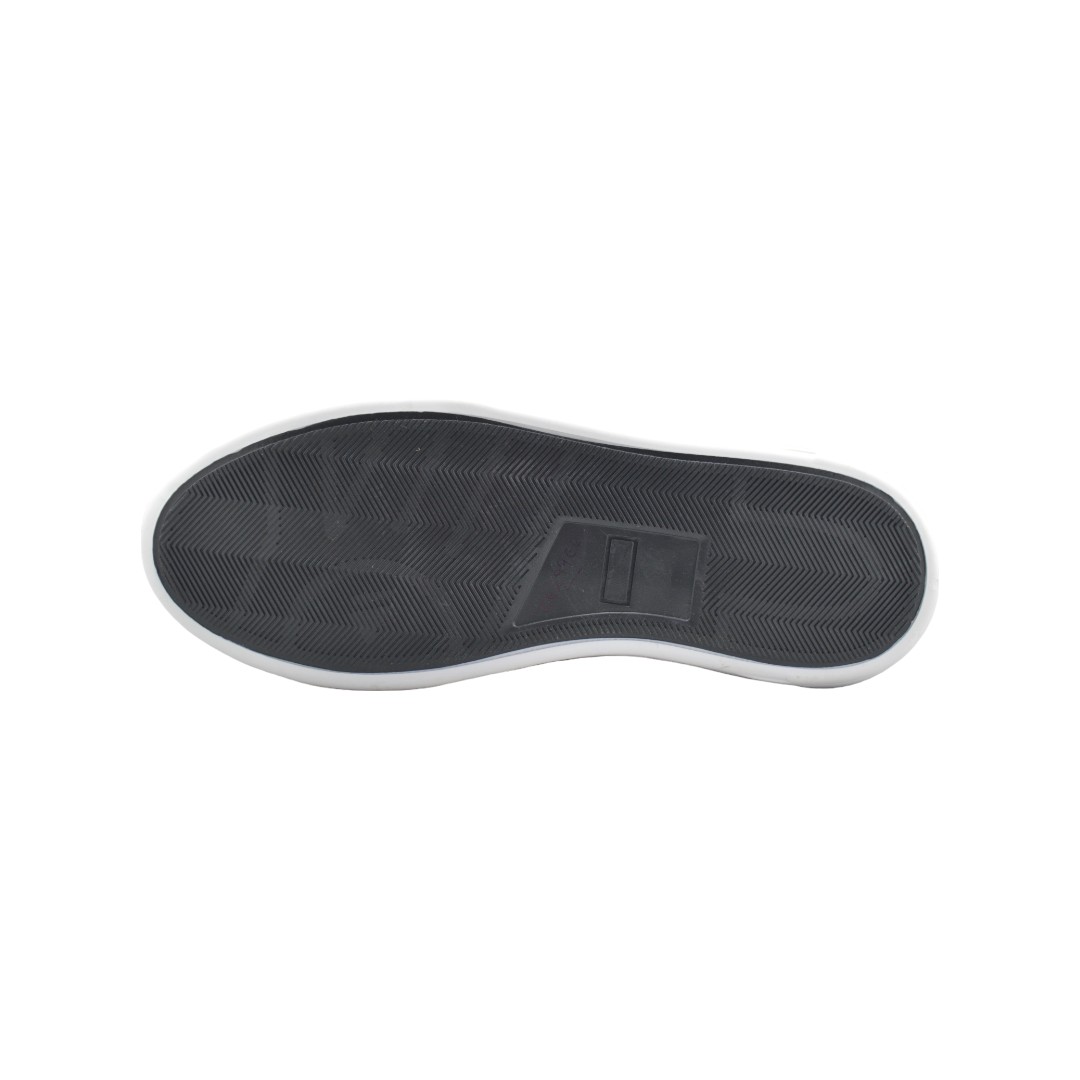 1643NEGRO03-Photoroom