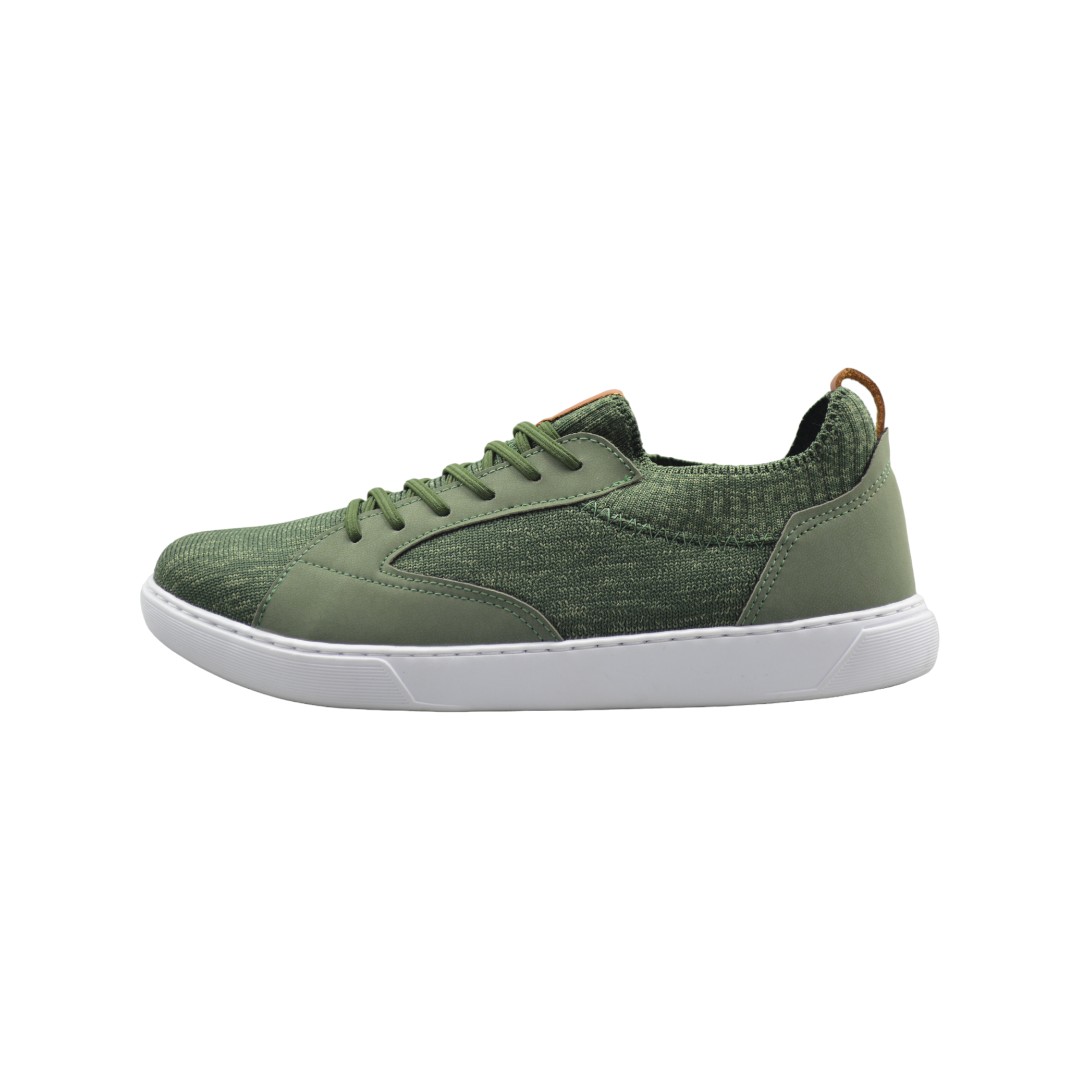 Articulo 1643<br>ZAPATILLA URBANA – VANNER – 39/45 <br>Color 010 VERDE <br> <span class='titulo_secundario' style='background-color:white;color:black;margin-top:7px; margin-bottom:0px;font-size:20px;'>Precio del Par</span>