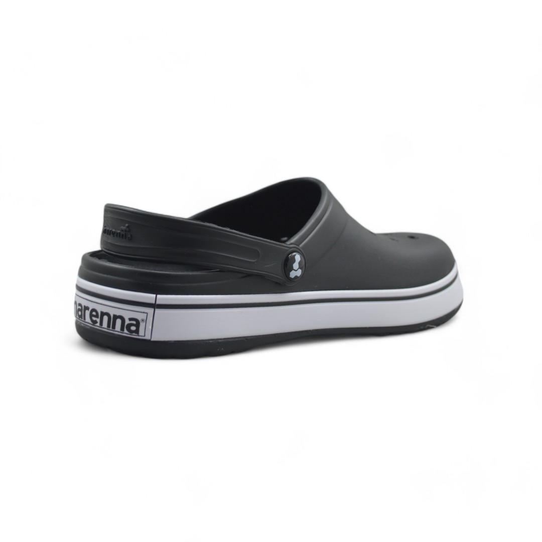 397NEGRO02-Photoroom