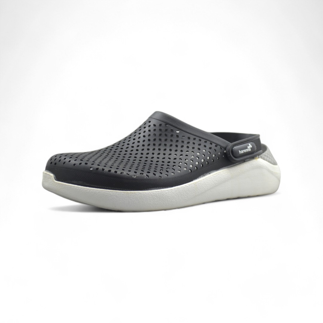  Articulo 399<br>CROCS PERFORADO – HARENA – 39/44 <br>Color 066 GRIS / NEGRO <br> <span class='titulo_secundario' style='background-color:white;color:black;margin-top:7px; margin-bottom:0px;font-size:20px;'>Precio del Par</span>