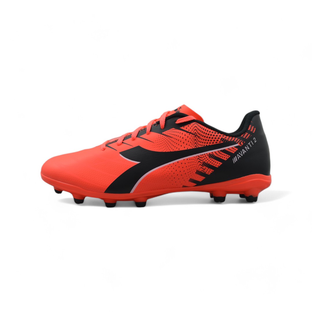 Articulo 2365<br>BOTIN CAMPO – DIADORA – 36/45<br>Color 01345 CORAL/BLANCO/NEGRO <br> <span class='titulo_secundario' style='background-color:white;color:black;margin-top:7px; margin-bottom:0px;font-size:20px;'>Precio del Par</span>