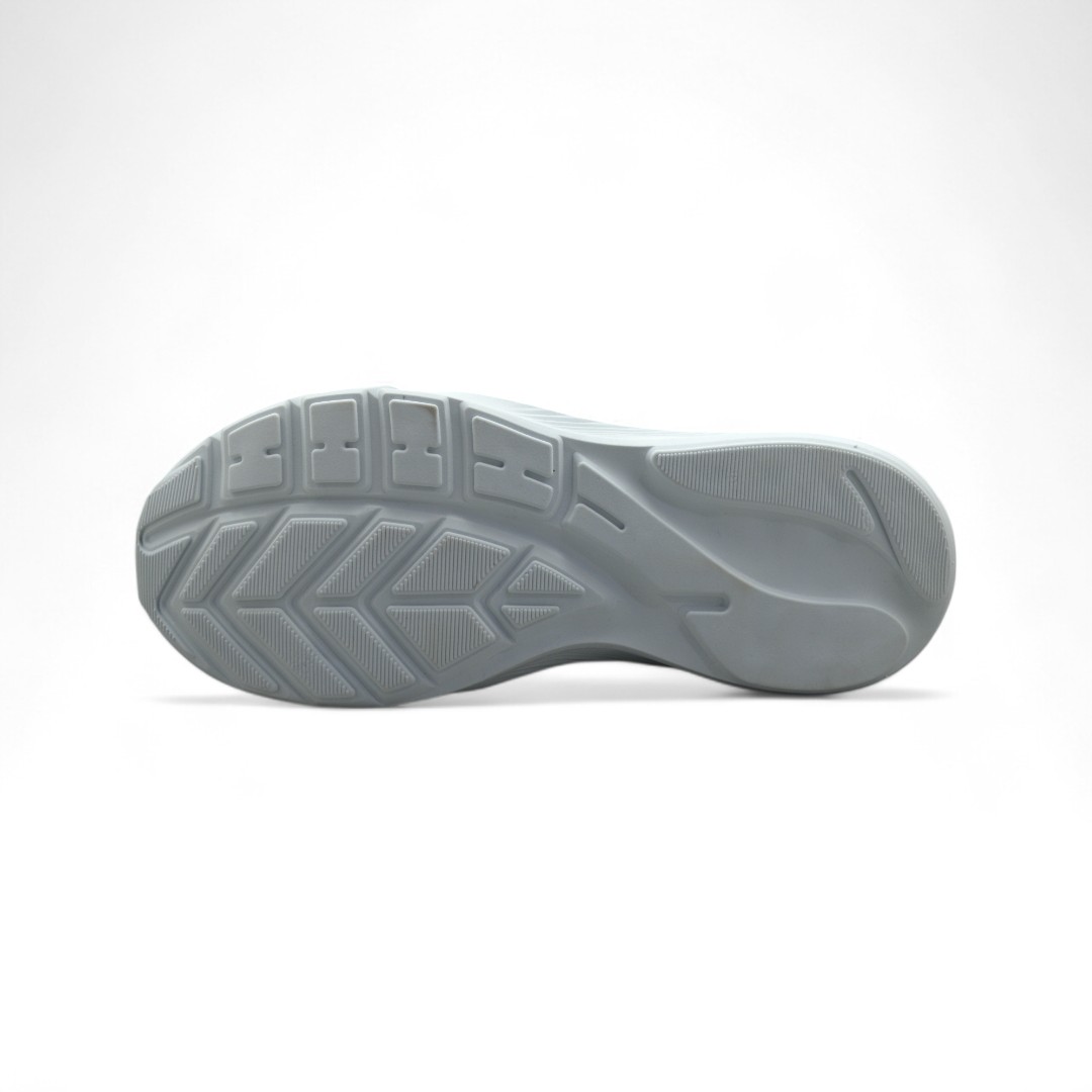 2045VERDEMILITAR03-Photoroom