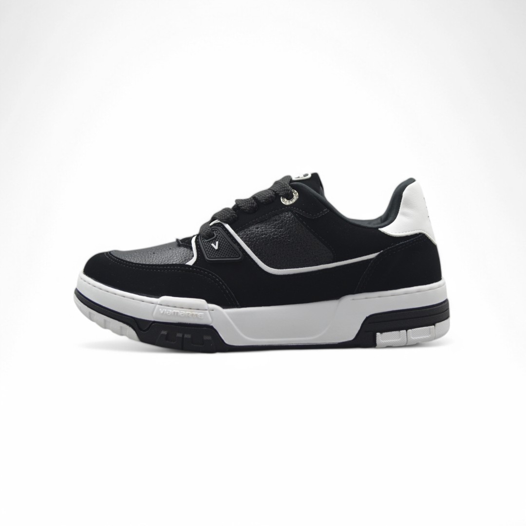 Articulo 2469<br>ZAPATILLA URBANA – VIA MARTE – 36/40<br>Color 008 NEGRO / BLANCO <br> <span class='titulo_secundario' style='background-color:white;color:black;margin-top:7px; margin-bottom:0px;font-size:20px;'>Precio del Par</span>