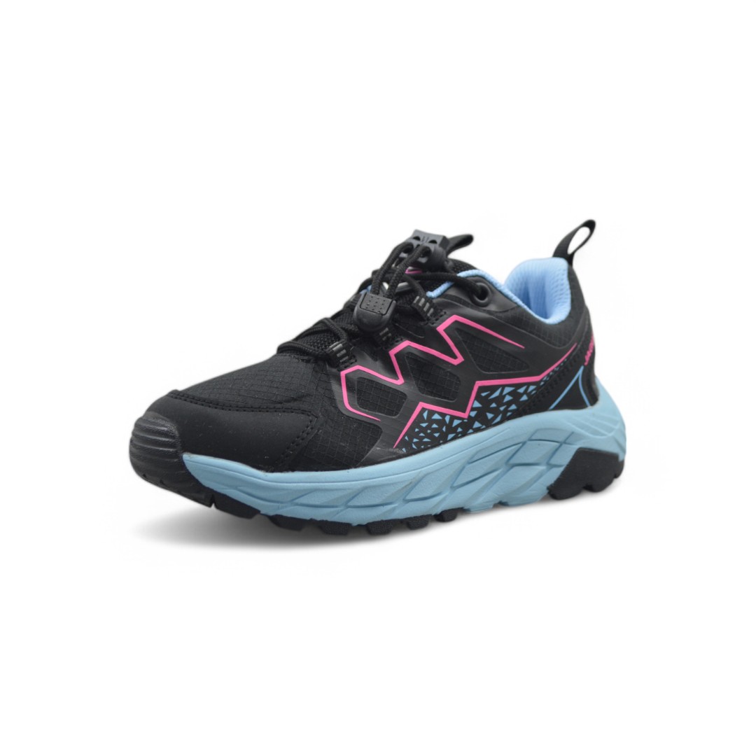  Articulo 2523<br>ZAPATILLA TREKKING – JAGUAR – 28/35<br>Color 01089 NEGRO / FUCSIA <br> <span class='titulo_secundario' style='background-color:white;color:black;margin-top:7px; margin-bottom:0px;font-size:20px;'>Precio del Par</span>