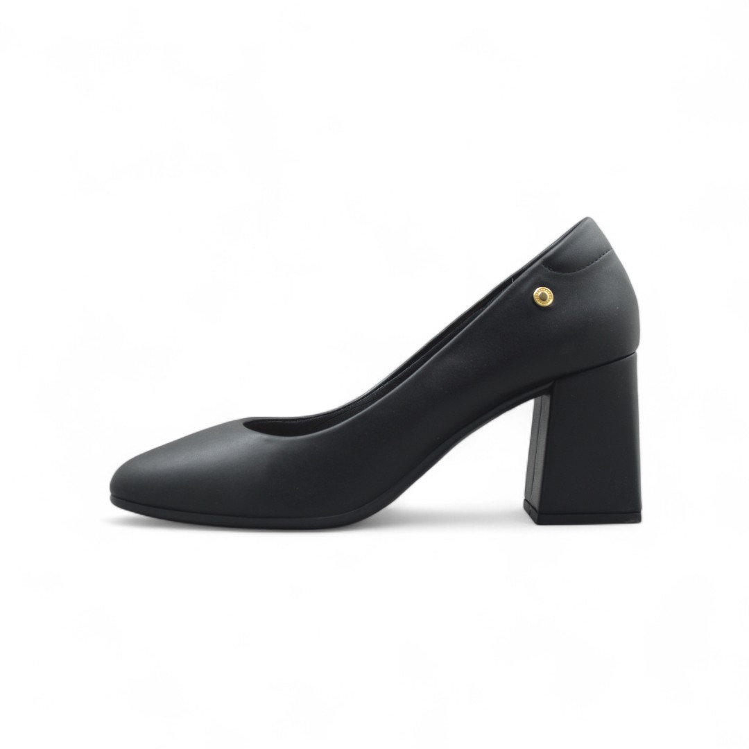  Articulo 2582<br>ZAPATO DAMA – BESTSELLER – 36/40<br>Color 001 NEGRO <br> <span class='titulo_secundario' style='background-color:white;color:black;margin-top:7px; margin-bottom:0px;font-size:20px;'>Precio del Par</span>