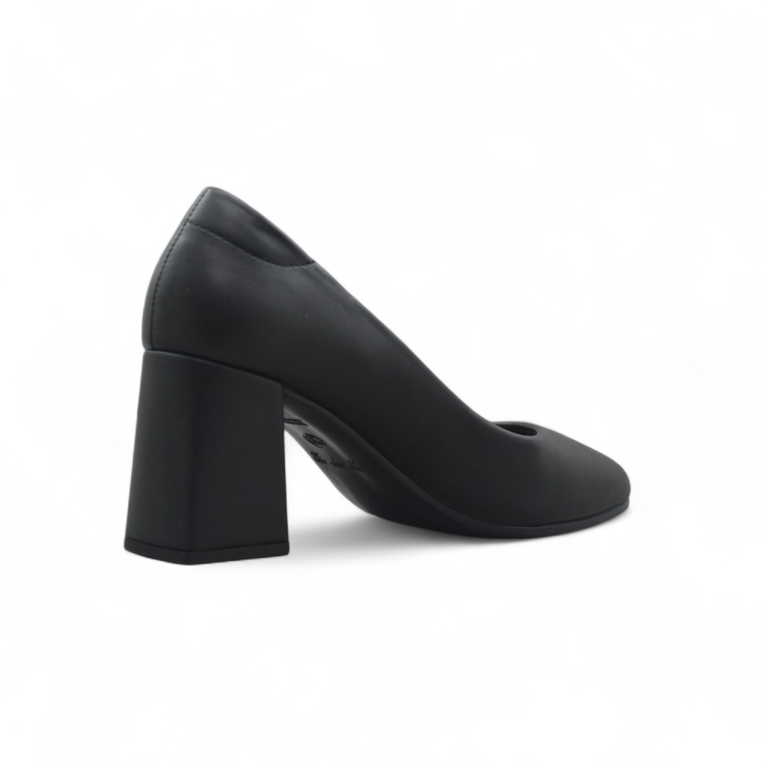 2582NEGRO02-Photoroom