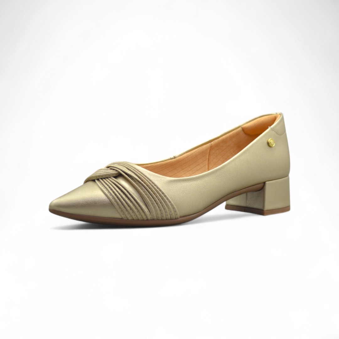  Articulo 2585<br>ZAPATO DAMA – BESTSELLER – 36/40<br>Color 01470 CHAMPAGNE <br> <span class='titulo_secundario' style='background-color:white;color:black;margin-top:7px; margin-bottom:0px;font-size:20px;'>Precio del Par</span>