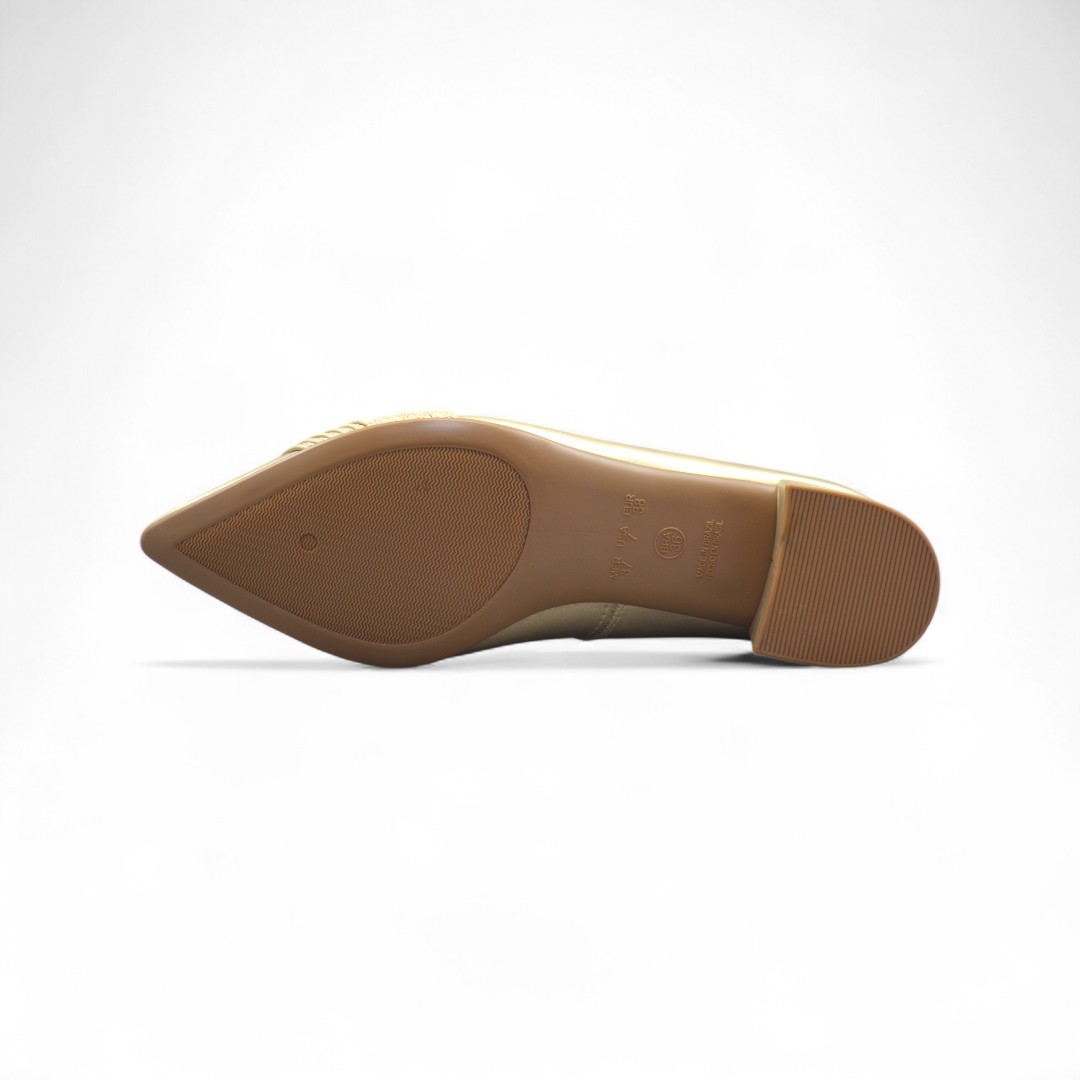 2585CHAMPAGNE03-Photoroom