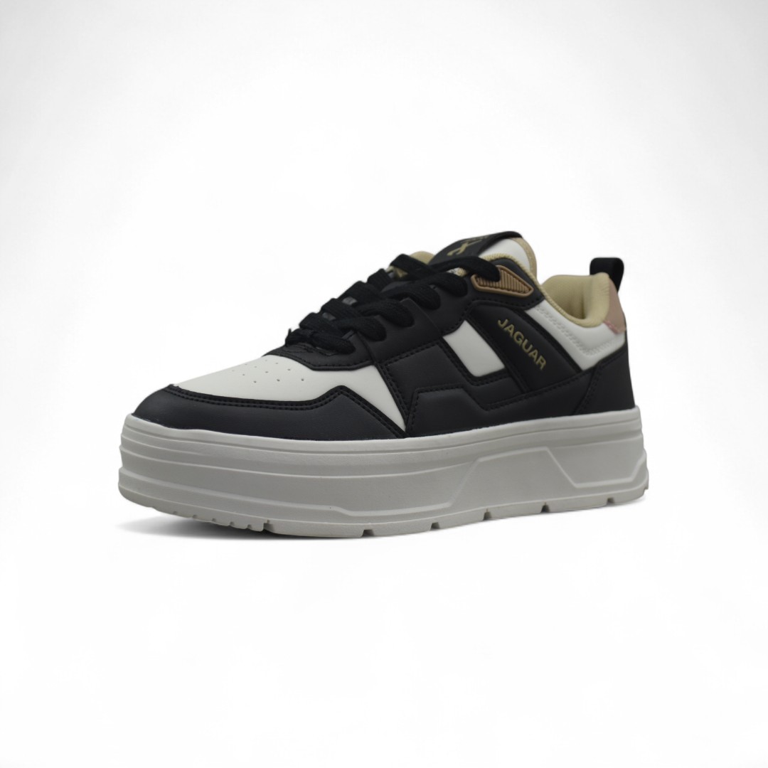 Articulo 2591<br>ZAPATILLA URBANA – JAGUAR – 35/40<br>Color 165 BLANCO/NEGRO <br> <span class='titulo_secundario' style='background-color:white;color:black;margin-top:7px; margin-bottom:0px;font-size:20px;'>Precio del Par</span>