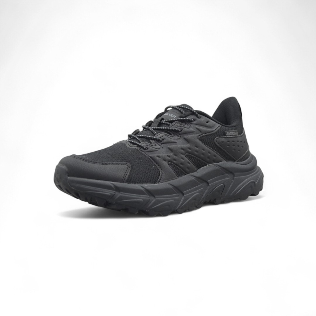  Articulo 2604<br>ZAPATILLA TREKKING – JAGUAR – 36/40 <br>Color 001 NEGRO <br> <span class='titulo_secundario' style='background-color:white;color:black;margin-top:7px; margin-bottom:0px;font-size:20px;'>Precio del Par</span>