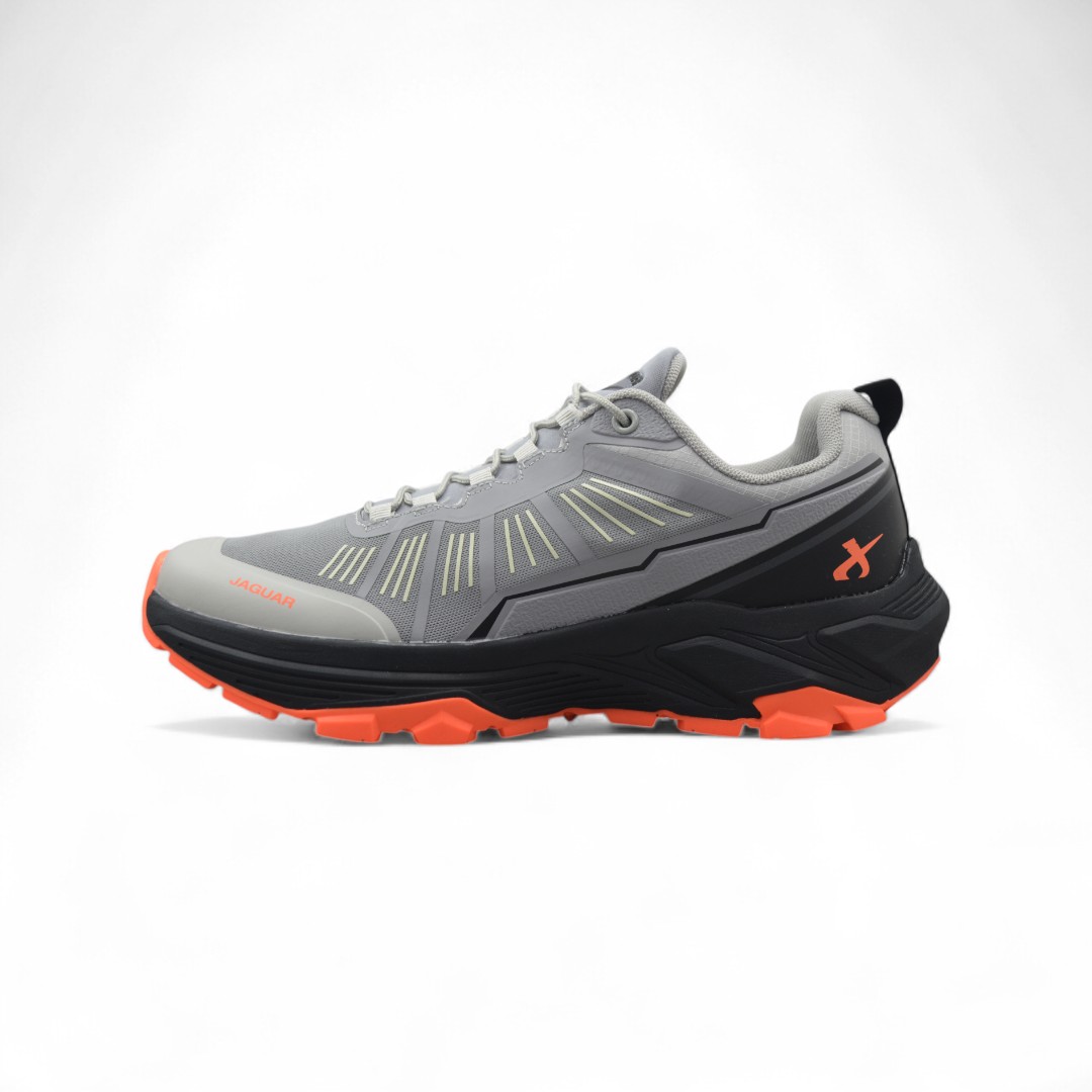  Articulo 2618<br>ZAPATILLA TREKKING – JAGUAR – 40/45<br>Color 832 GRIS <br> <span class='titulo_secundario' style='background-color:white;color:black;margin-top:7px; margin-bottom:0px;font-size:20px;'>Precio del Par</span>