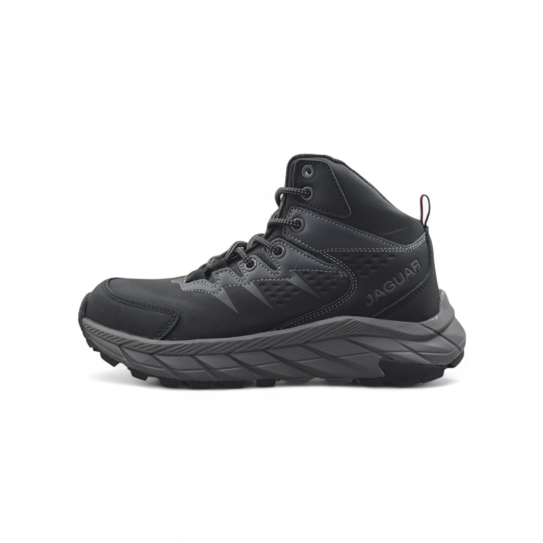  Articulo 2629<br>BOTA TREKKING – JAGUAR – 36/40<br>Color 001 NEGRO <br> <span class='titulo_secundario' style='background-color:white;color:black;margin-top:7px; margin-bottom:0px;font-size:20px;'>Precio del Par</span>