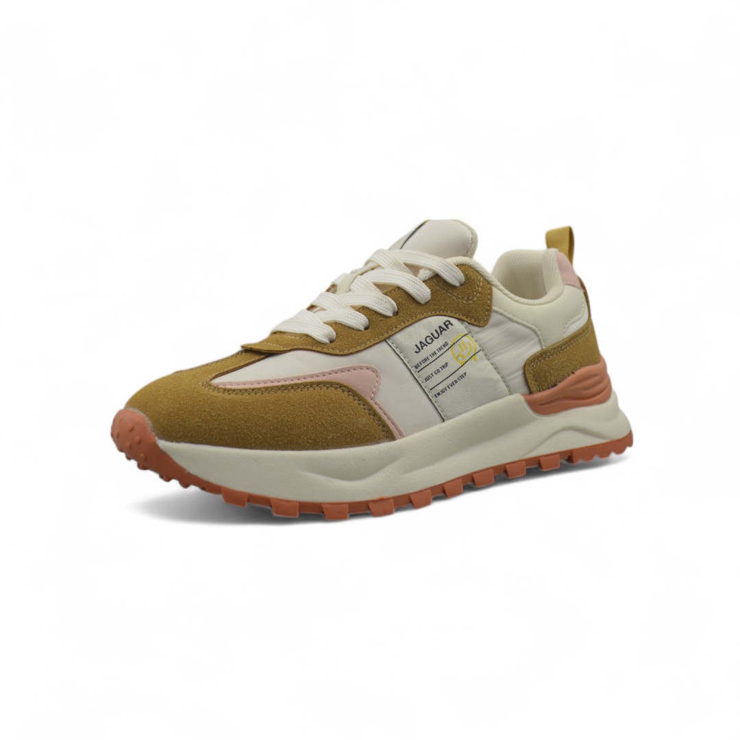  Articulo 2637<br>ZAPATILLA URBANA – JAGUAR – 35/40<br>Color 01065 CAMEL <br> <span class='titulo_secundario' style='background-color:white;color:black;margin-top:7px; margin-bottom:0px;font-size:20px;'>Precio del Par</span>