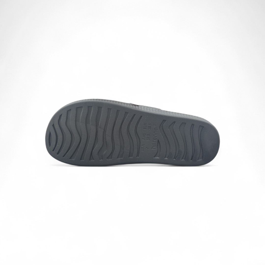 2685NEGRO03-Photoroom