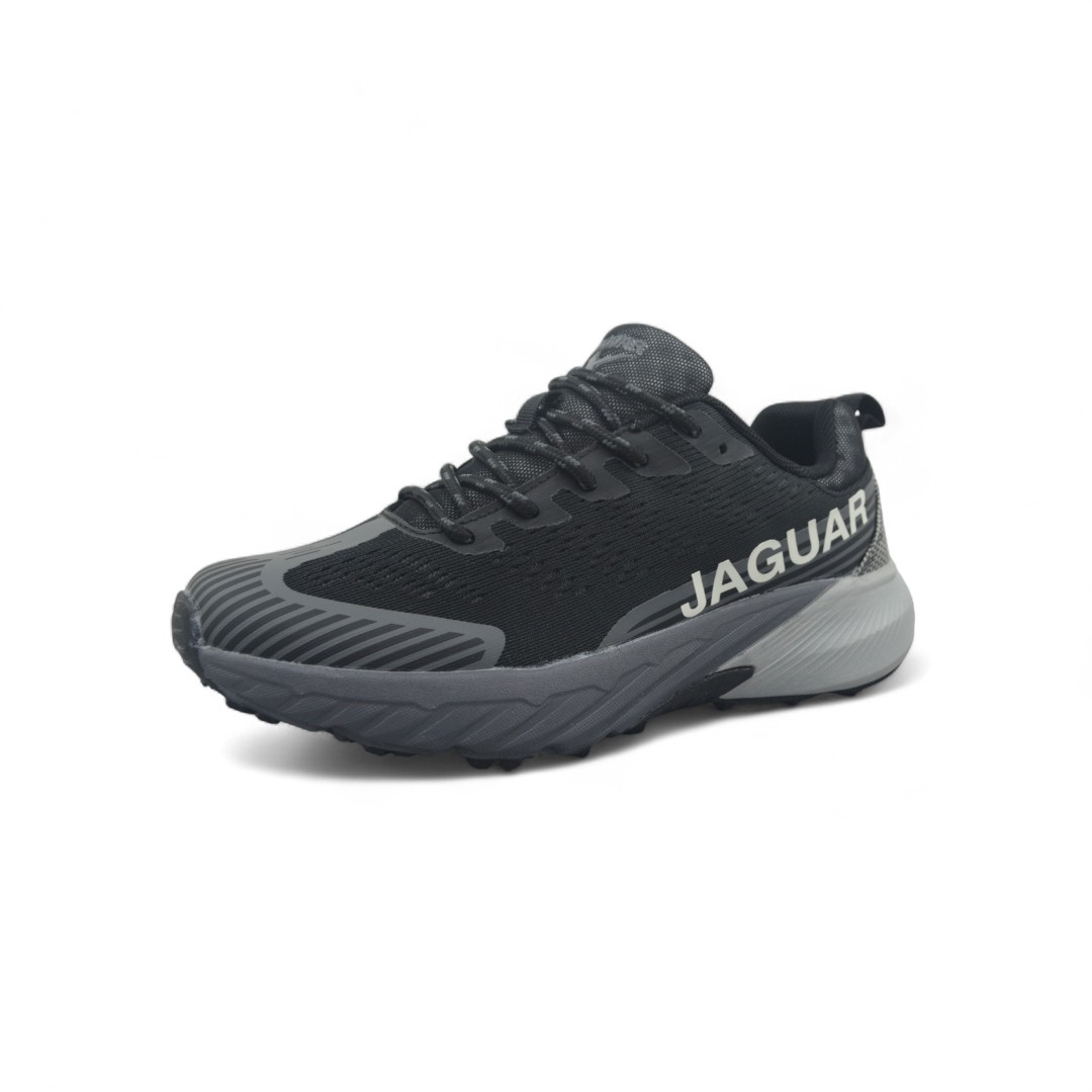  Articulo 2724<br>ZAPATILLA TREKKING – JAGUAR – 35/40<br>Color 001 NEGRO <br> <span class='titulo_secundario' style='background-color:white;color:black;margin-top:7px; margin-bottom:0px;font-size:20px;'>Precio del Par</span>