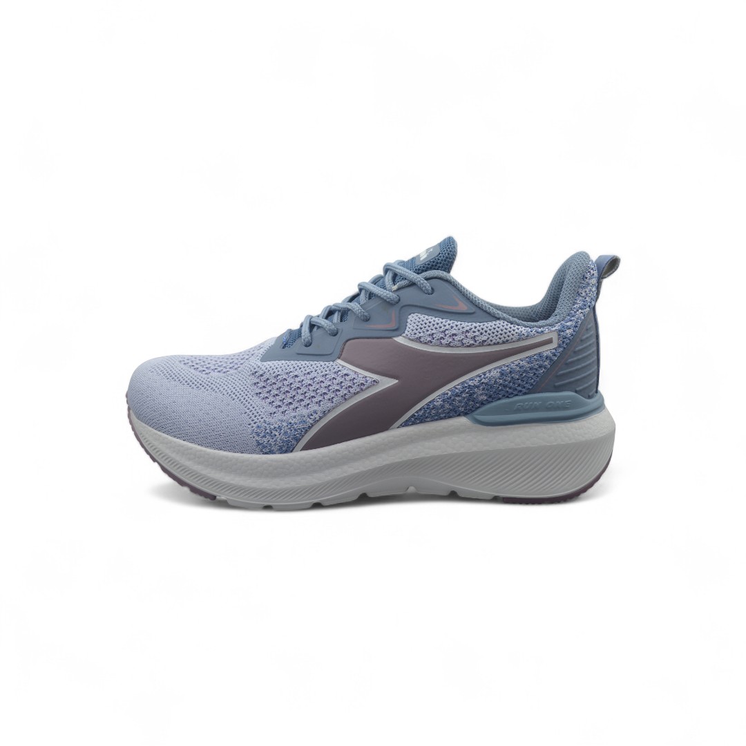  Articulo 2731<br>ZAPATILLA DEPORTIVA – DIADORA – 37/41<br>Color 00300 AZUL/PURPURA <br> <span class='titulo_secundario' style='background-color:white;color:black;margin-top:7px; margin-bottom:0px;font-size:20px;'>Precio del Par</span>