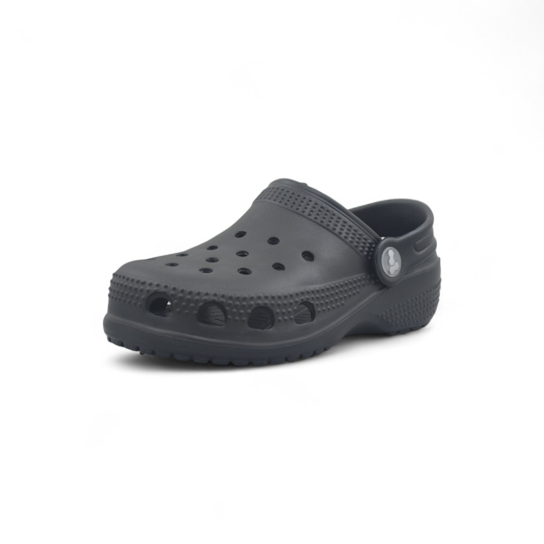 Articulo 2733<br>CROCS LISO – 25/34 – 205<br>Color 001 NEGRO <br> <span class='titulo_secundario' style='background-color:white;color:black;margin-top:7px; margin-bottom:0px;font-size:20px;'>Precio del Par</span>