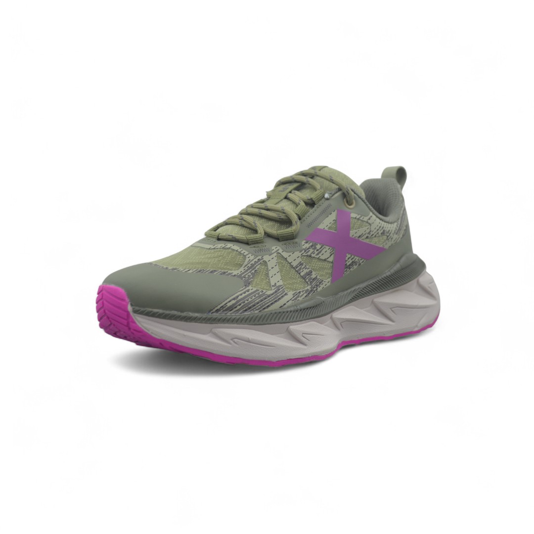  Articulo 2726<br>ZAPATILLA TREKKING – JAGUAR – 35/40<br>Color 010 VERDE <br> <span class='titulo_secundario' style='background-color:white;color:black;margin-top:7px; margin-bottom:0px;font-size:20px;'>Precio del Par</span>