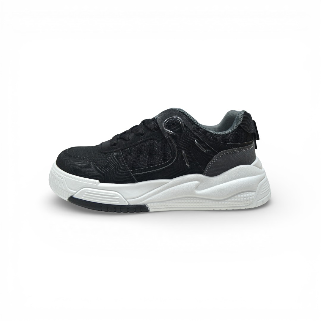  Articulo 2787<br>ZAPATILLA URBANA – WAKE – 35/40<br>Color 001 NEGRO <br> <span class='titulo_secundario' style='background-color:white;color:black;margin-top:7px; margin-bottom:0px;font-size:20px;'>Precio del Par</span>