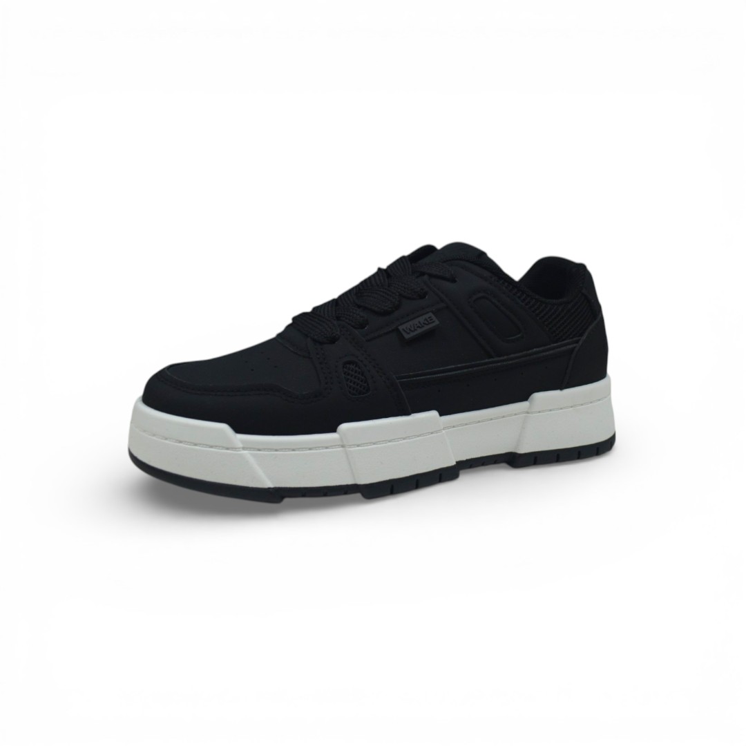  Articulo 2798<br>ZAPATILLA URBANA – WAKE – 35/40<br>Color 001 NEGRO <br> <span class='titulo_secundario' style='background-color:white;color:black;margin-top:7px; margin-bottom:0px;font-size:20px;'>Precio del Par</span>