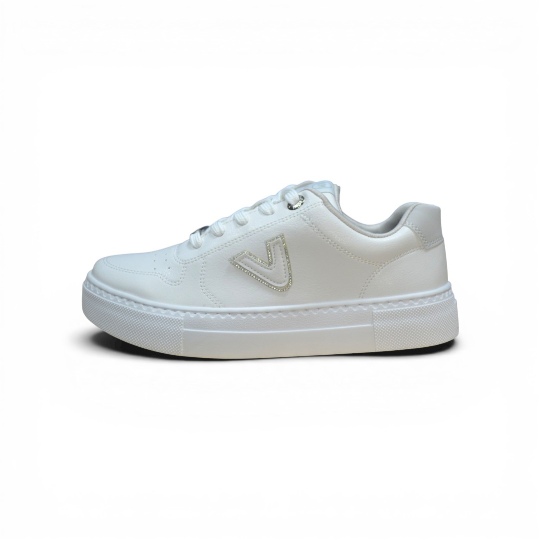  Articulo 2823<br>ZAPATILLA URBANA – VIA MARTE – 35/40<br>Color 021  BLANCO <br> <span class='titulo_secundario' style='background-color:white;color:black;margin-top:7px; margin-bottom:0px;font-size:20px;'>Precio del Par</span>
