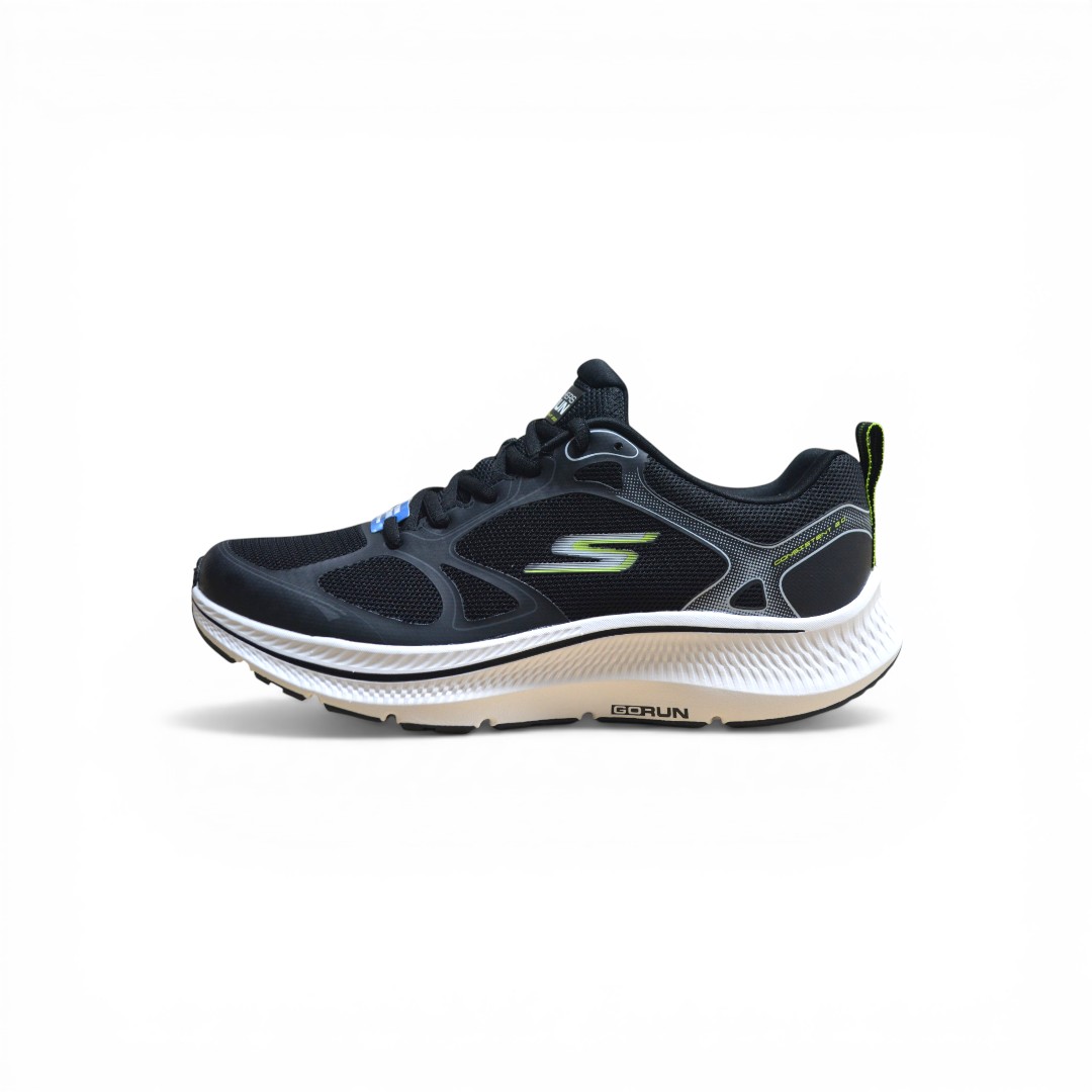 Articulo 2830<br>ZAPATILLA DEPORTIVA – SKECHERS – 39/45<br>Color 008 NEGRO / BLANCO <br> <span class='titulo_secundario' style='background-color:white;color:black;margin-top:7px; margin-bottom:0px;font-size:20px;'>Precio del Par</span>