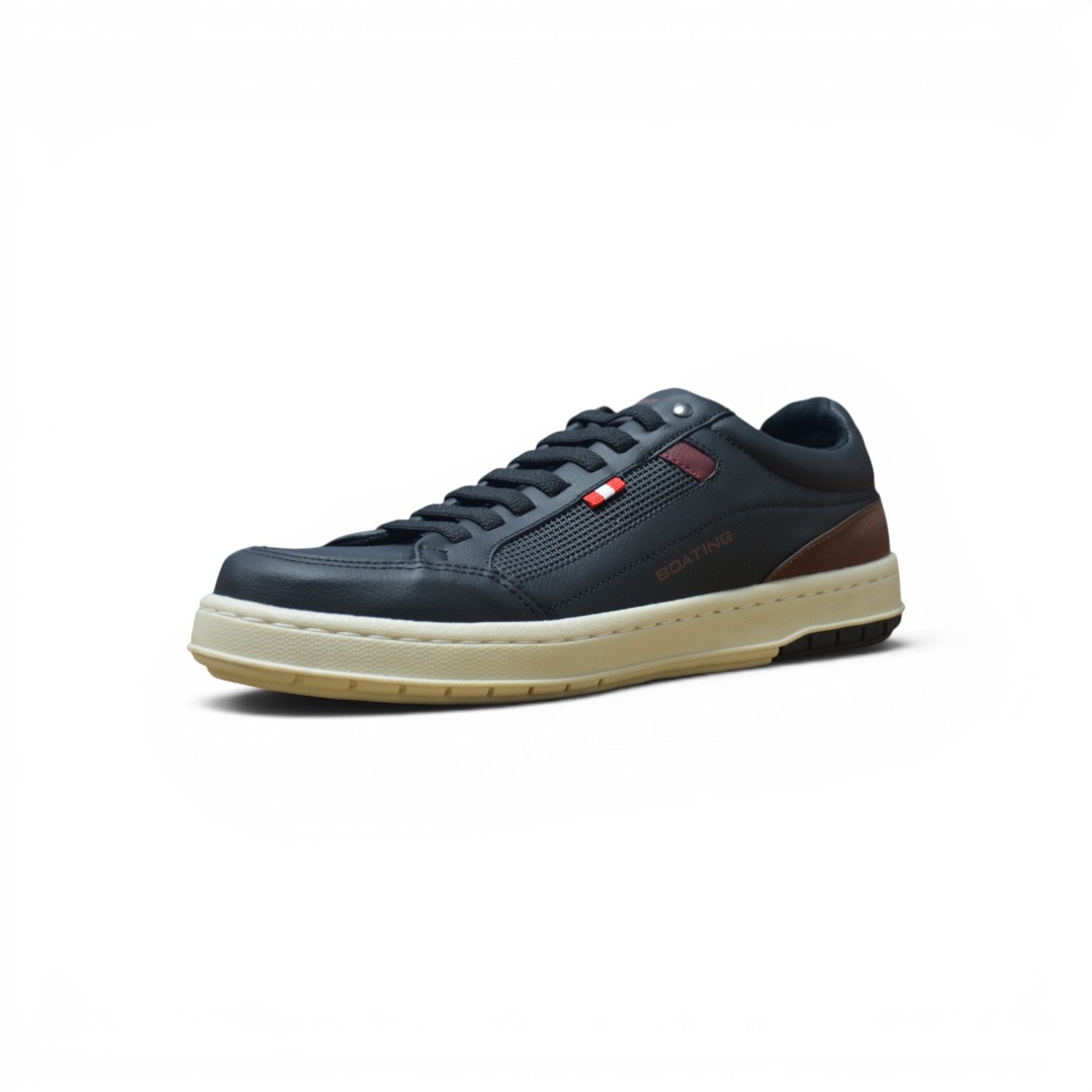 Articulo 2850<br>ZAPATILLA URBANA – BOATING – 39/45<br>Color 001 NEGRO <br> <span class='titulo_secundario' style='background-color:white;color:black;margin-top:7px; margin-bottom:0px;font-size:20px;'>Precio del Par</span>