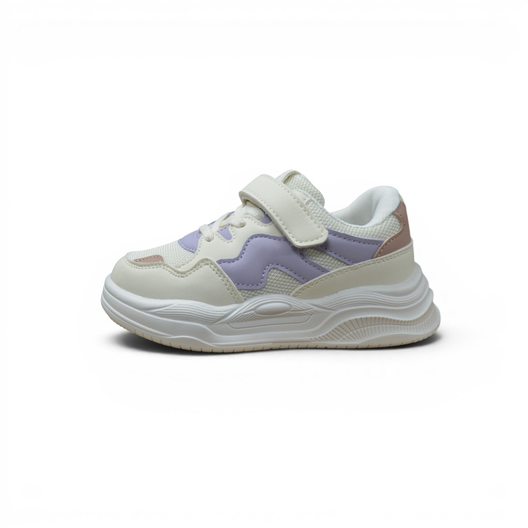  Articulo 2860<br>ZAPATILLA URBANA – WAKE – 24/30<br>Color 052 BEIGE <br> <span class='titulo_secundario' style='background-color:white;color:black;margin-top:7px; margin-bottom:0px;font-size:20px;'>Precio del Par</span>
