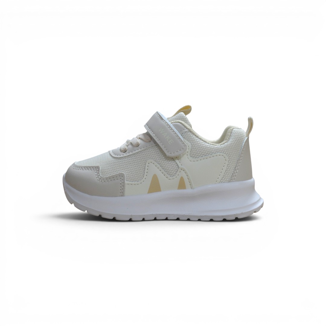  Articulo 2873<br>ZAPATILLA URBANA – WAKE – 22/27<br>Color 000365 OFF BLANCO <br> <span class='titulo_secundario' style='background-color:white;color:black;margin-top:7px; margin-bottom:0px;font-size:20px;'>Precio del Par</span>